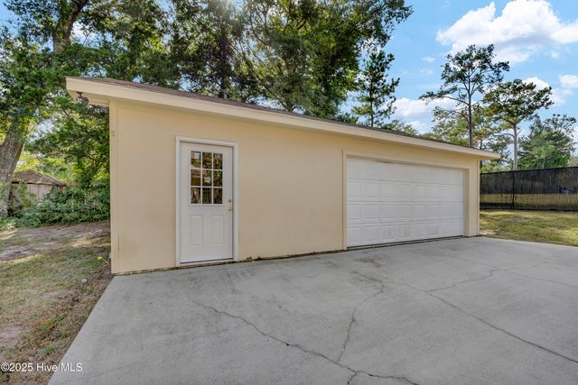 103 Herring Drive, Southport, NC 28461