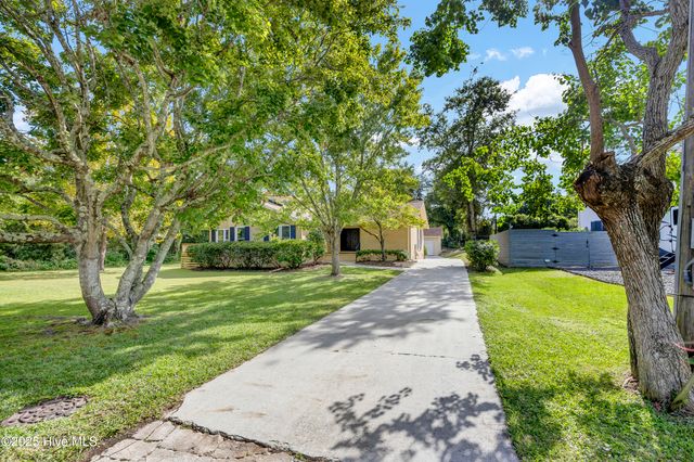 103 Herring Drive, Southport, NC 28461