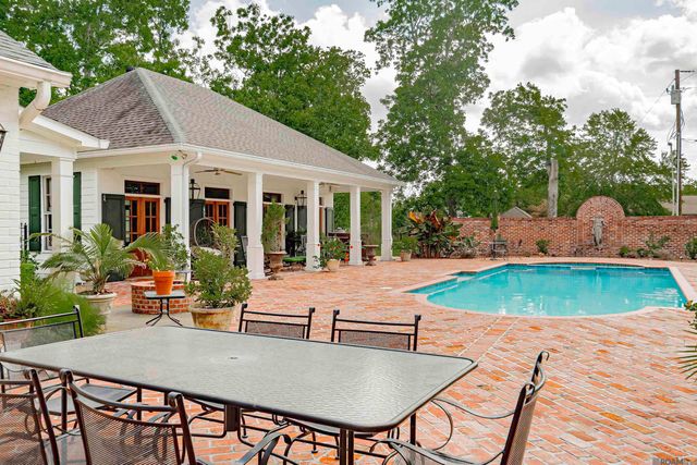 13677 Patin Dyke Rd, Ventress, LA 70783