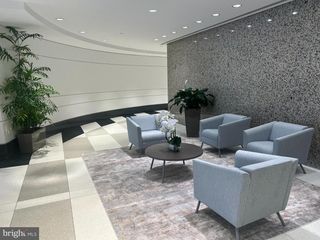 200 BARR HARBOR DR #290, Conshohocken, PA 19428