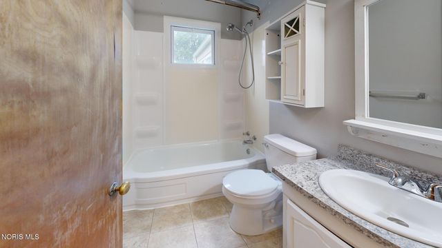 3734 Frampton Drive, Toledo, OH 43614