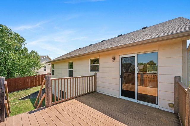 4405 E Falcon St, Wichita, KS 67220