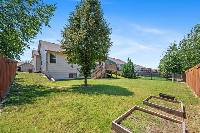 4405 E Falcon St, Wichita, KS 67220