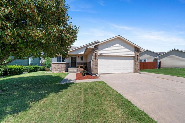 4405 E Falcon St, Wichita, KS 67220