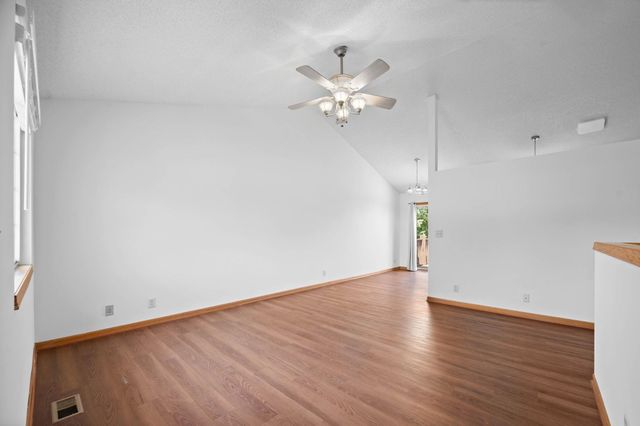 4405 E Falcon St, Wichita, KS 67220