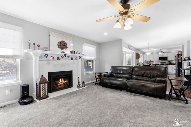 27012 Mary Court, Flat Rock, MI 48134