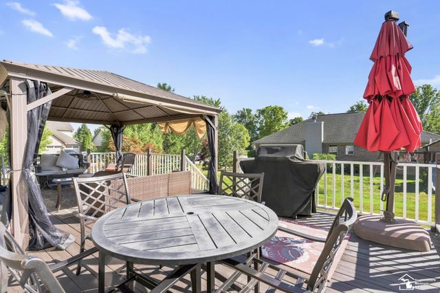 27012 Mary Court, Flat Rock, MI 48134