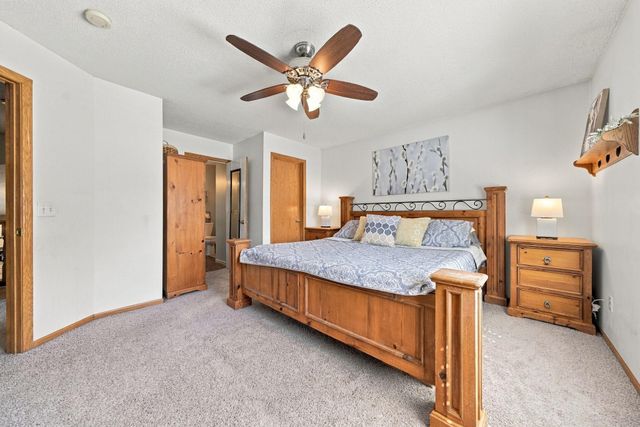 8590 Jorgensen Avenue S, Cottage Grove, MN 55016