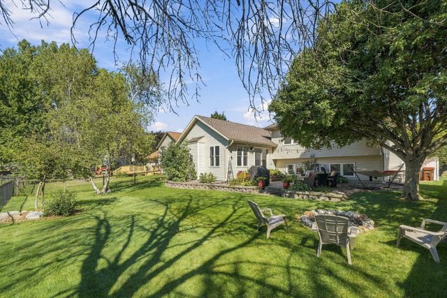8590 Jorgensen Avenue S, Cottage Grove, MN 55016
