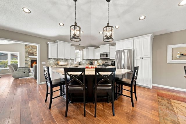 8590 Jorgensen Avenue S, Cottage Grove, MN 55016