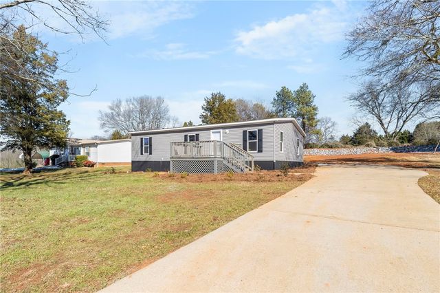 104 Wateree Lane, Williamston, SC 29697
