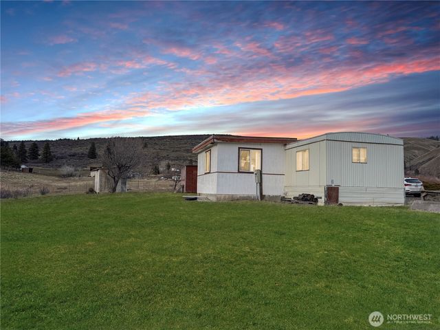 8820 Robbins Road, Ellensburg, WA 98926