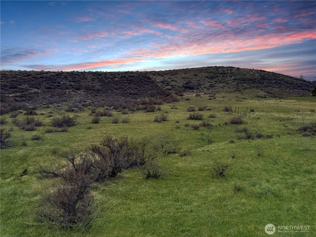 8820 Robbins Road, Ellensburg, WA 98926