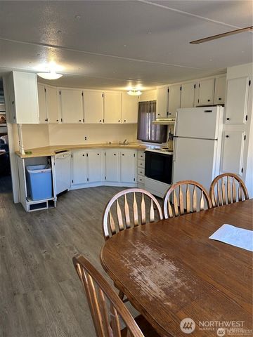 8820 Robbins Road, Ellensburg, WA 98926