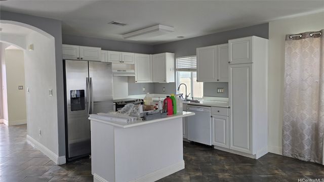 91-6504 Kapolei Parkway, Ewa Beach, HI 96706