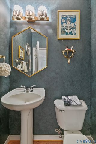 3528 Gwynns Pl, Glen Allen, VA 23060