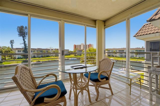 4400 EXETER DRIVE 305, Longboat Key, FL 34228