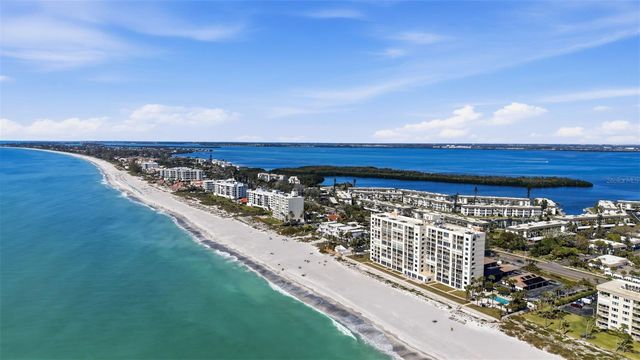 4400 EXETER DRIVE 305, Longboat Key, FL 34228