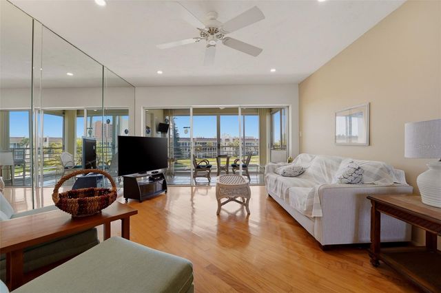 4400 EXETER DRIVE 305, Longboat Key, FL 34228