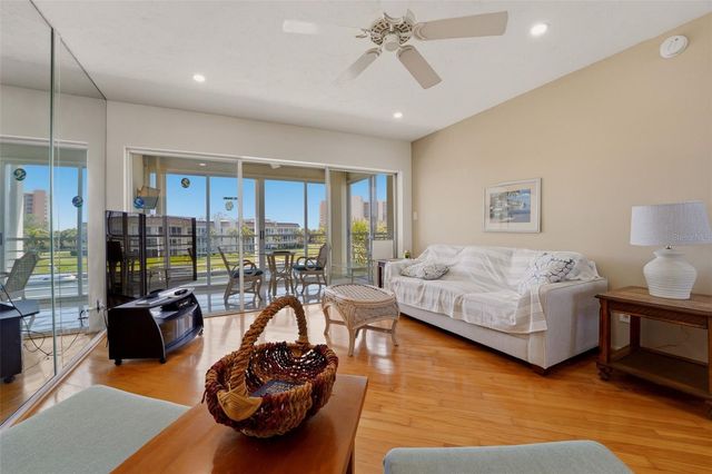 4400 EXETER DRIVE 305, Longboat Key, FL 34228