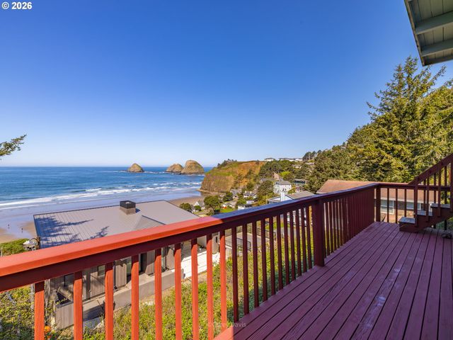 1582 SUNSET Ave, Oceanside, OR 97134