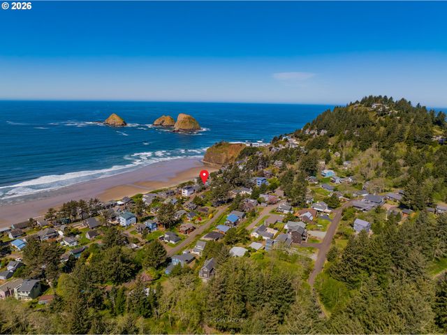 1582 SUNSET Ave, Oceanside, OR 97134