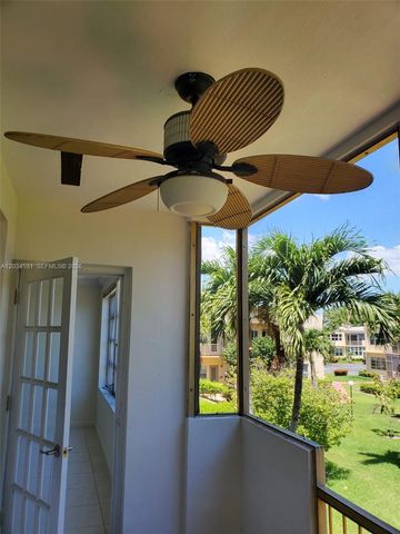 851 NE 14th Avenue 414, Hallandale Beach, FL 33009