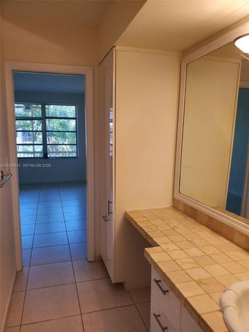 851 NE 14th Avenue 414, Hallandale Beach, FL 33009