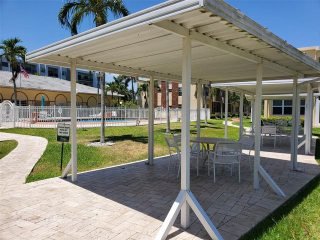 851 NE 14th Avenue 414, Hallandale Beach, FL 33009