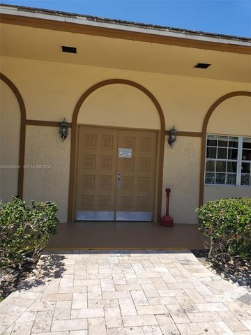 851 NE 14th Avenue 414, Hallandale Beach, FL 33009