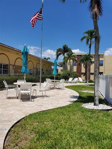 851 NE 14th Avenue 414, Hallandale Beach, FL 33009