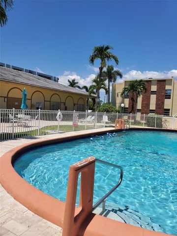 851 NE 14th Avenue 414, Hallandale Beach, FL 33009