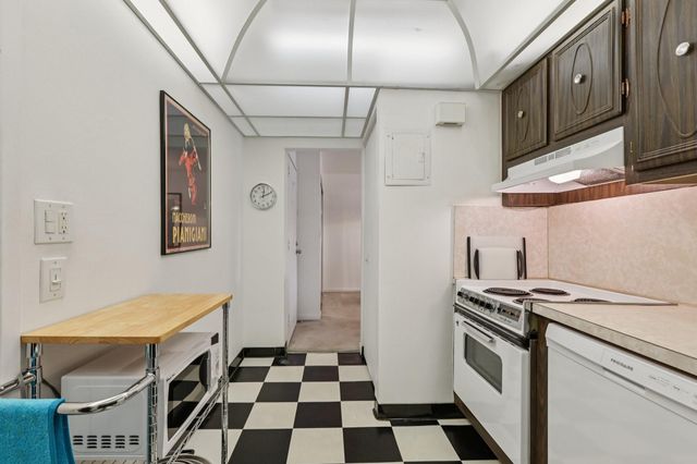 3129 Oakland Shores Drive A204, Oakland Park, FL 33309