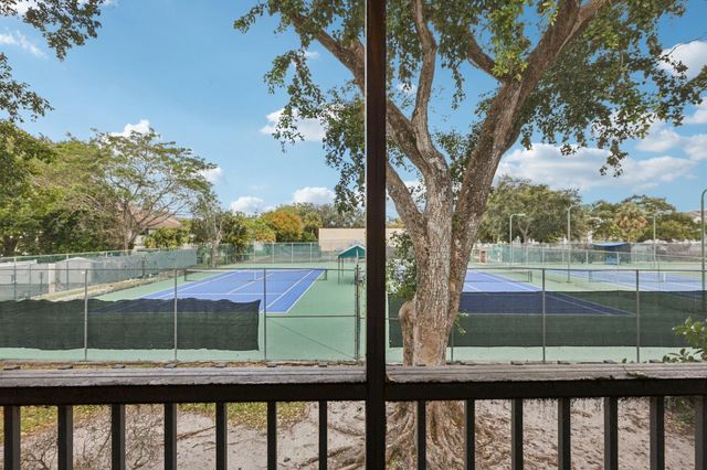 3129 Oakland Shores Drive A204, Oakland Park, FL 33309