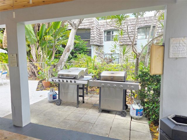 3129 Oakland Shores Drive A204, Oakland Park, FL 33309