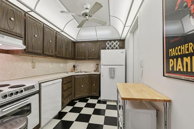 3129 Oakland Shores Drive A204, Oakland Park, FL 33309