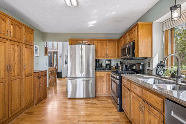 15000 Juniper Ridge Drive NW, Andover, MN 55303