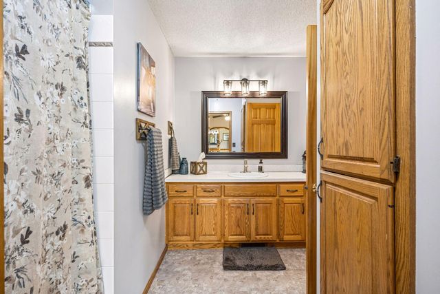 15000 Juniper Ridge Drive NW, Andover, MN 55303