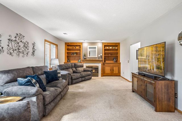 15000 Juniper Ridge Drive NW, Andover, MN 55303
