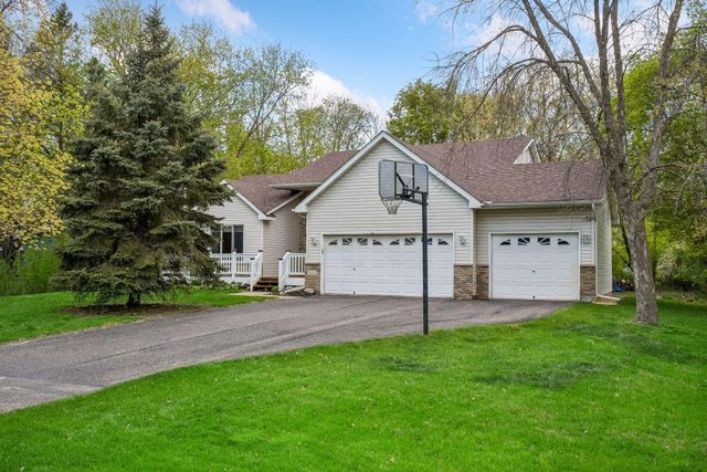 15000 Juniper Ridge Drive NW, Andover, MN 55303
