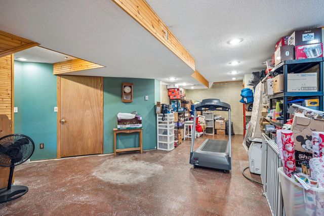 15000 Juniper Ridge Drive NW, Andover, MN 55303