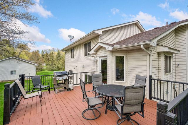 15000 Juniper Ridge Drive NW, Andover, MN 55303