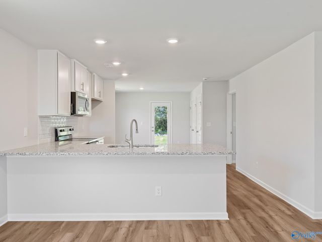 28065 Caperton Drive, Harvest, AL 35749