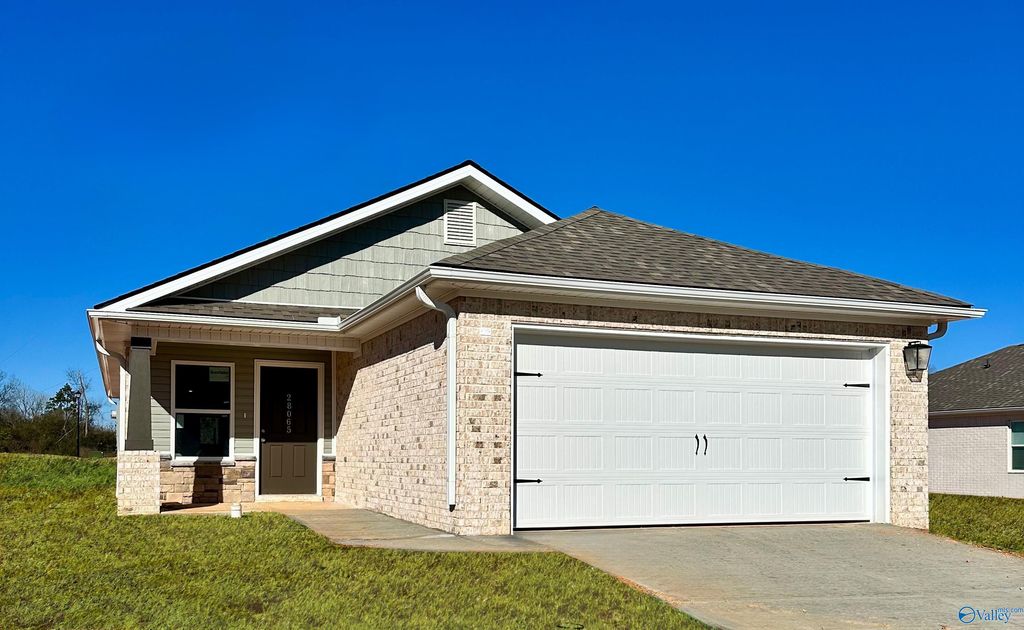 28065 Caperton Drive, Harvest, AL 35749