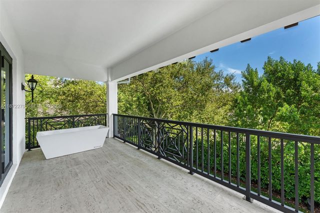 9445 SW 72nd Court, Pinecrest, FL 33156