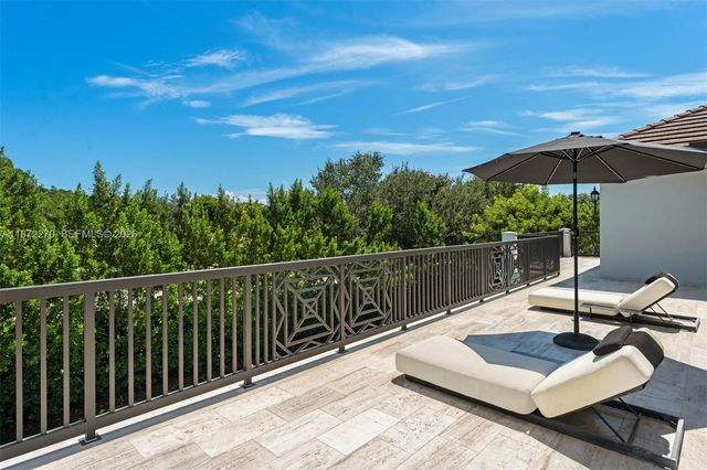 9445 SW 72nd Court, Pinecrest, FL 33156