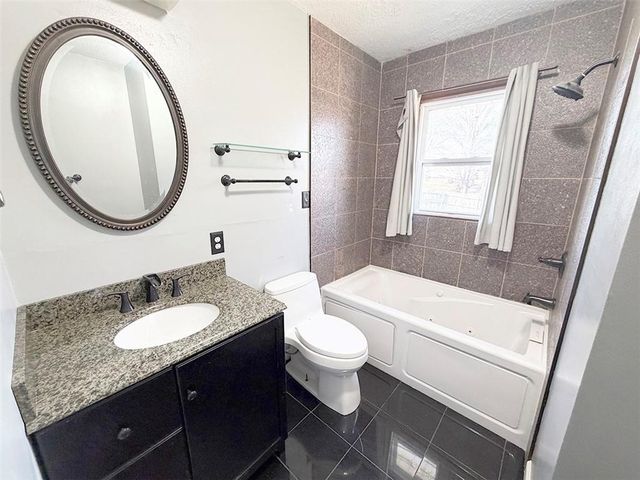 1 Hi View Ridge Drive, Archie, MO 64725