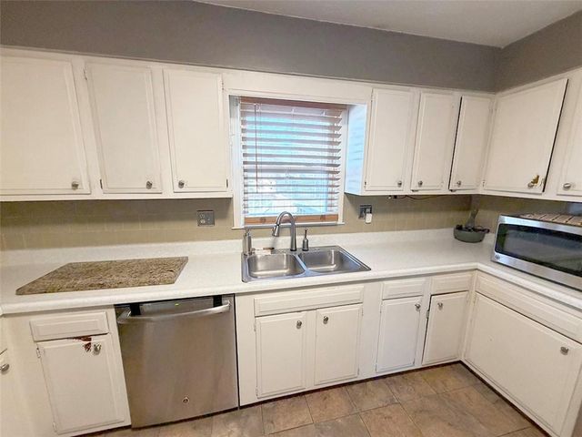 1 Hi View Ridge Drive, Archie, MO 64725