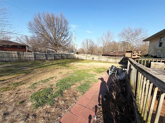 1 Hi View Ridge Drive, Archie, MO 64725