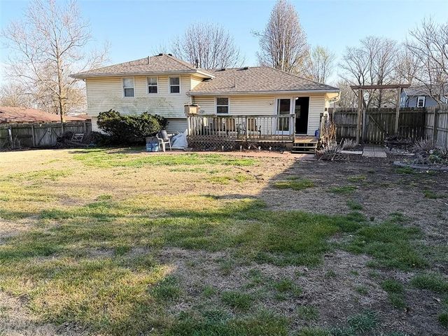 1 Hi View Ridge Drive, Archie, MO 64725